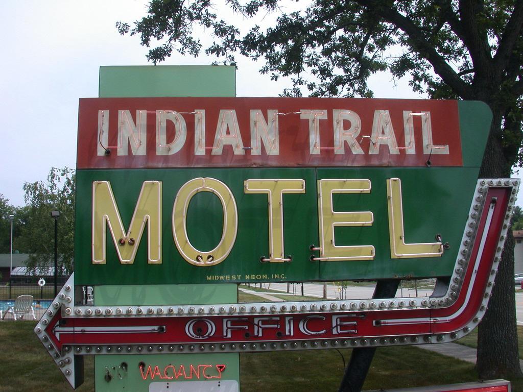 Indian Trail Motel Висконсин Делс Экстерьер фото